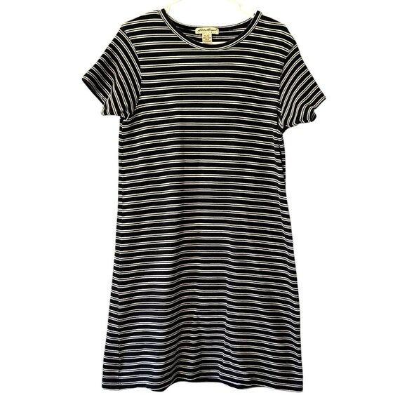 Eddie Bauer Women's Dress Shirt Size Medium‎ Short Sleeve Stripe Beach Travel - Picture 1 of 10